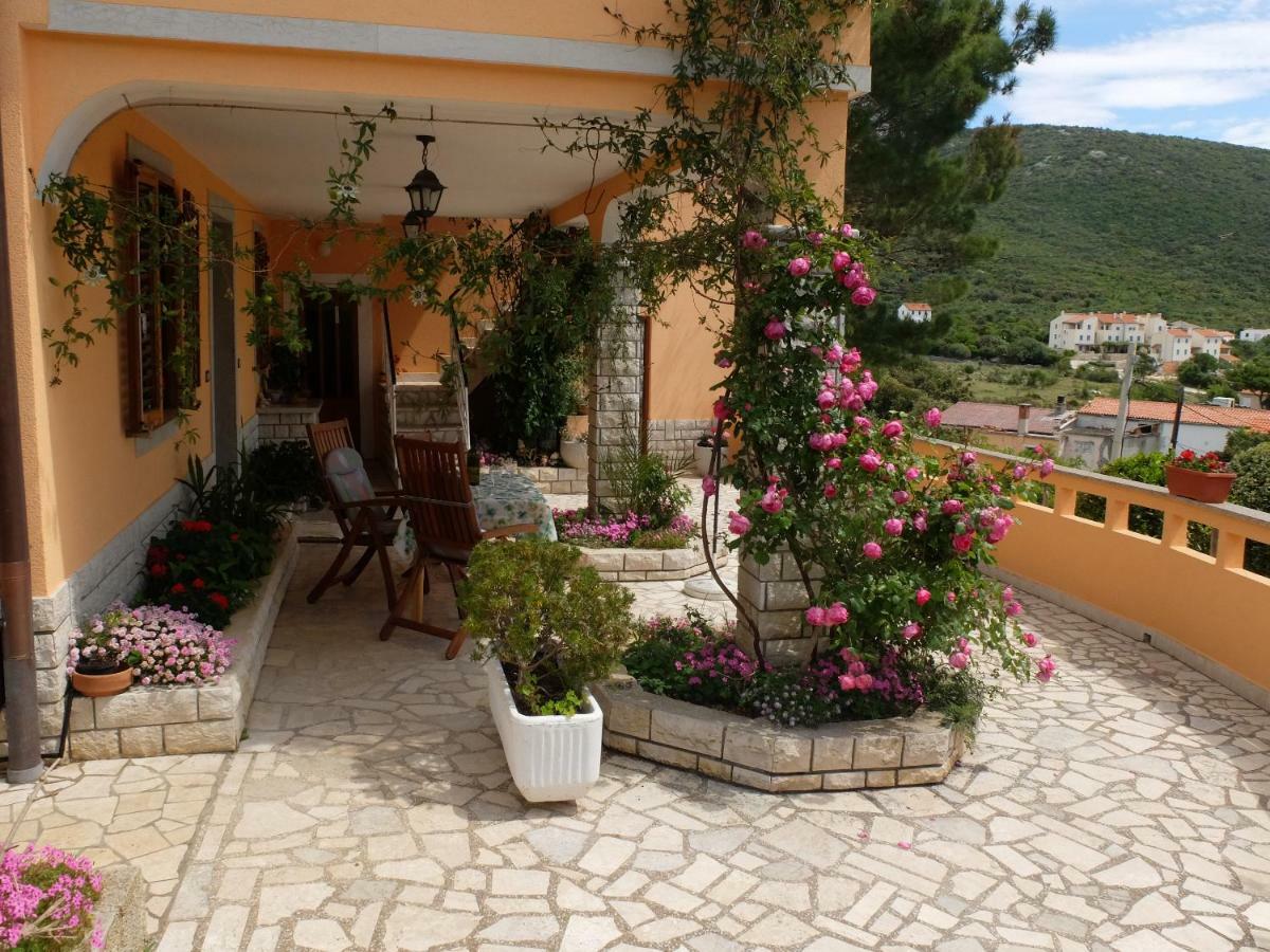 Apartmani Zorica Martinšćica المظهر الخارجي الصورة