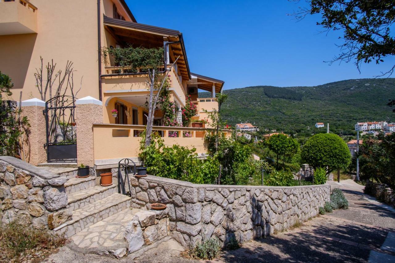 Apartmani Zorica Martinšćica المظهر الخارجي الصورة
